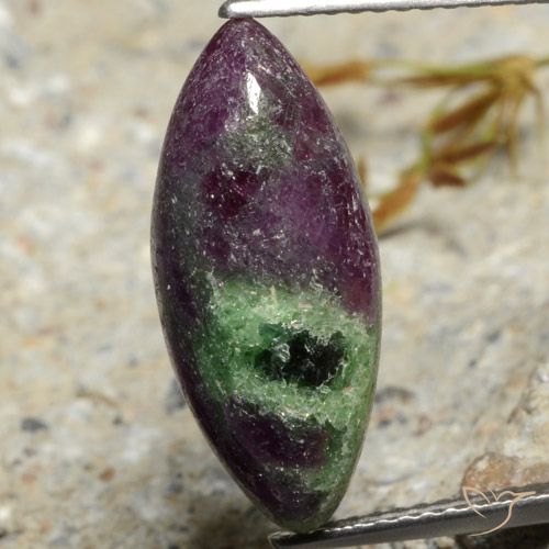 7.40ct Natural Multicolor Rubí-Zoisita, Marquesa, Opaco