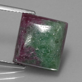 Rubí-Zoisita Multicolor natural de 9.16 ct, Cuadrado, Opaco