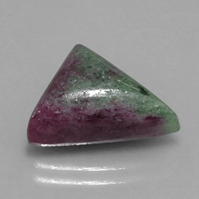 Rubí zoisita multicolor natural de 8,77 ct, trillón, opaco