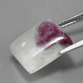 Rubí zoisita multicolor natural de 9,46 ct, baguette, translúcido