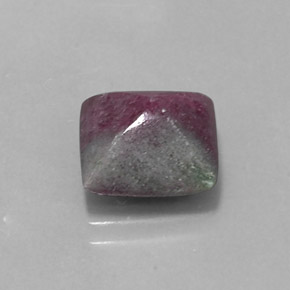 Rubí zoisita multicolor natural de 5,24 ct, cuadrado, opaco