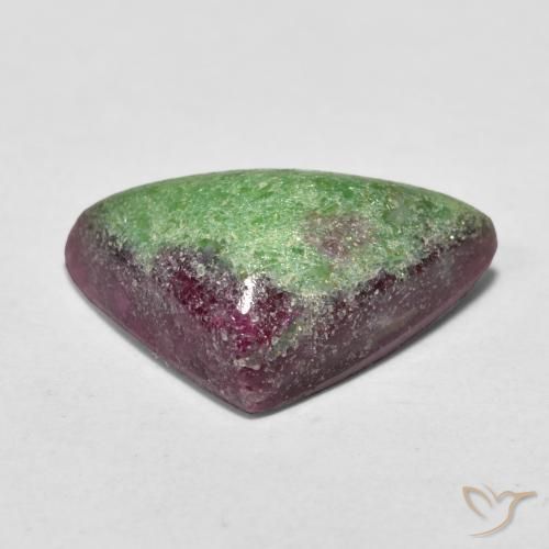 Rubí-Zoisita Multicolor natural de 8.49 ct, Trillón, Opaco