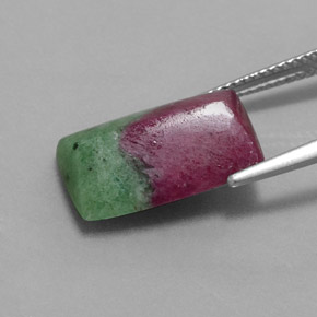 Rubí-Zoisita Multicolor natural de 9.19 ct, Corte Baguette, Opaco