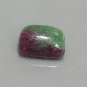Rubí-Zoisita Multicolor natural de 4.96 ct, Corte Baguette, Opaco