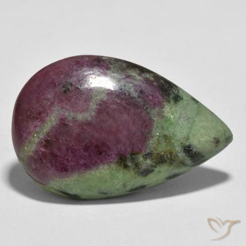 Rubí-Zoisita Multicolor natural de 29.84 ct, En forma de pera, Opaco