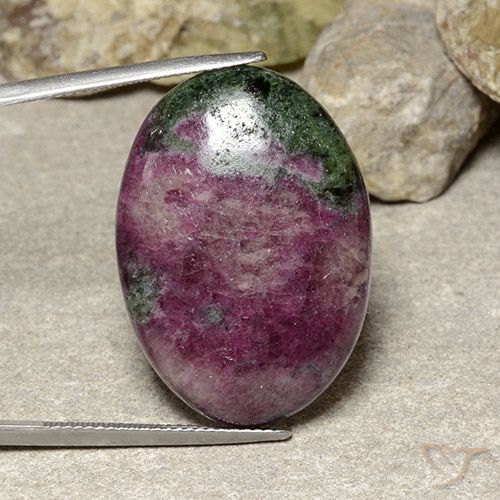 42.28ct Natural Multicolor Rubí-Zoisita, Ovalada, Opaco
