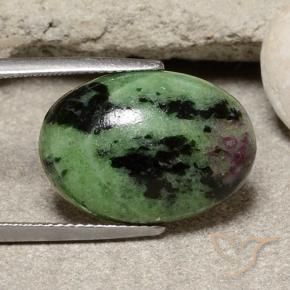 Rubí-Zoisita Multicolor natural de 15.46 ct, Ovalada, Opaco
