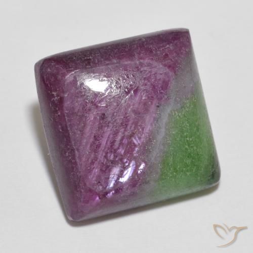 Rubí-Zoisita Multicolor natural de 7.66 ct, Cuadrado, Opaco