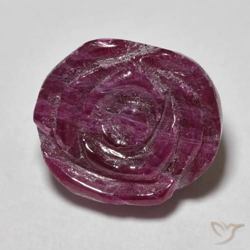 Rubí-Zoisita Púrpura rojizo natural de 15.95 ct, Corte Flor, Opaco