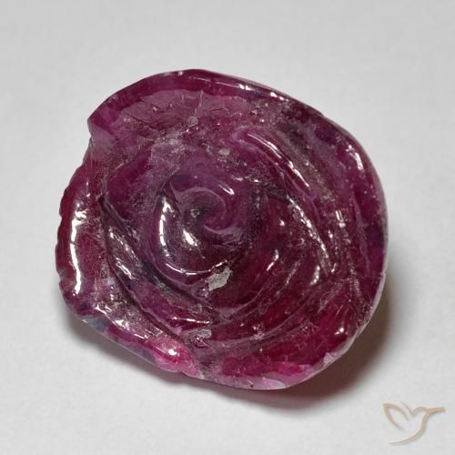 18.36ct Natural Medium Dark Reddish-Purple Rubí-Zoisita, Corte Flor, Opaco