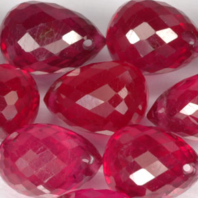 Gemas de rubí rojo natural de  ct, briolette, VS-SI