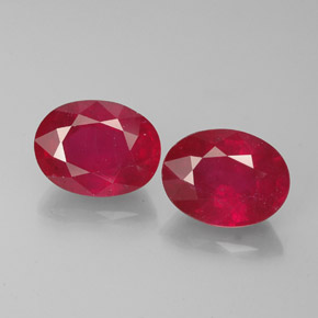 Gemas de rubí rojo natural de  ct, corte óvalo, VS-SI