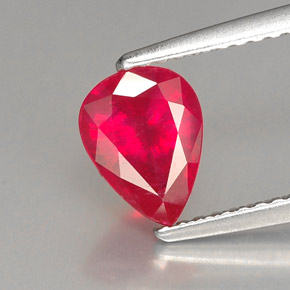 Rubí rojo natural de 1,37 ct, en forma de pera, VS-SI