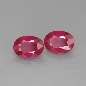 Gemas de rubí rojo natural de  ct, corte óvalo, VS-SI