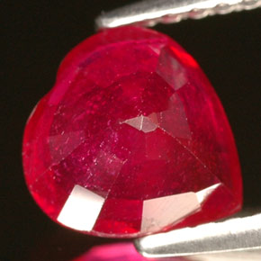 Rubí rojo natural de 1,69 ct, forma de corazón, VS-SI