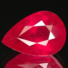 Rubí rojo natural de 4,40 ct, en forma de pera, VS-SI