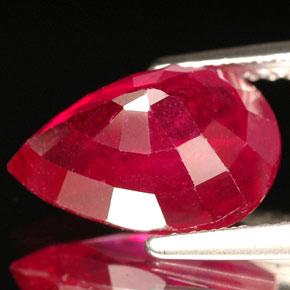 Rubí rojo natural de 4,40 ct, en forma de pera, VS-SI