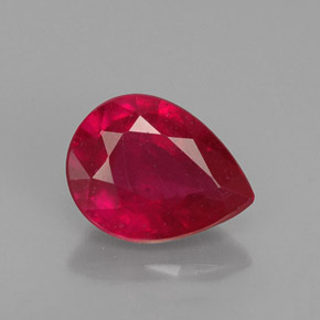 Rubí rojo natural de 1,36 ct, en forma de pera, VS-SI