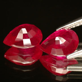 Gemas de rubí rojo natural de  ct, en forma de pera, VS-SI