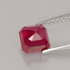 Rubí rojo natural de 1,55 ct, corte esmeralda, SI