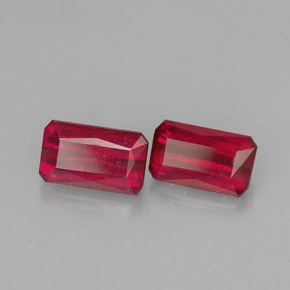Gemas de rubí rojo natural de  ct, corte esmeralda, SI