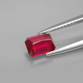 Rubí rojo natural de 1,35 ct, corte esmeralda, SI