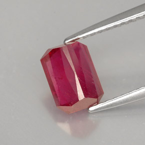 Rubí rojo natural de 1,68 ct, corte esmeralda, SI