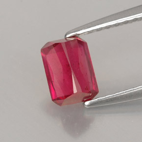 Rubí rojo natural de 0,96 ct, corte esmeralda, SI