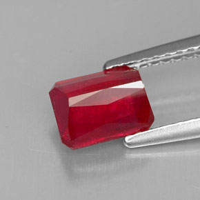 Rubí rojo natural de 1,58 ct, corte esmeralda, SI