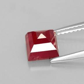 Rubí rojo natural de 2,07 ct, cuadrado, SI