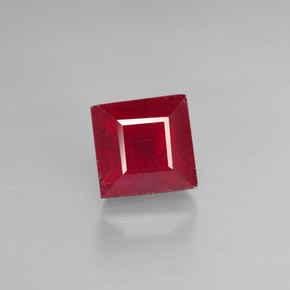 Rubí rojo natural de 1,94 ct, cuadrado, VS-SI
