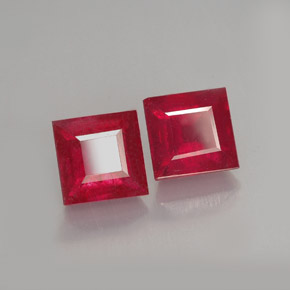 Gemas de rubí rojo natural de  ct, cuadrado, VS-SI