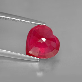 Rubí rojo natural de 3,26 ct, forma de corazón, SI