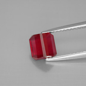 Rubí rojo natural de 1,88 ct, corte esmeralda, SI
