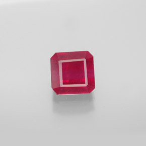 Rubí rojo natural de 1,77 ct, corte esmeralda, SI
