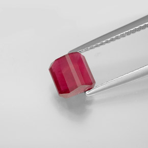 Rubí rojo natural de 1,77 ct, corte esmeralda, SI