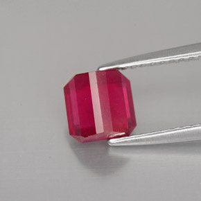 Rubí rojo natural de 1,63 ct, corte esmeralda, SI