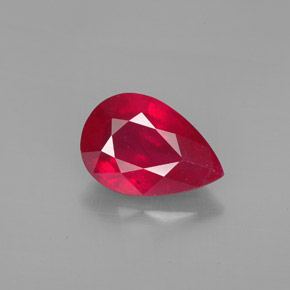 Rubí rojo natural de 4,60 ct, en forma de pera, SI