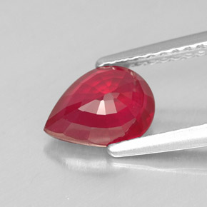 Rubí rojo natural de 1,36 ct, en forma de pera, SI