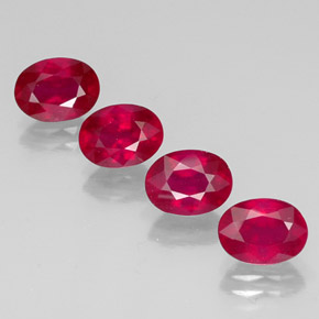 Gemas de rubí rojo natural de  ct, corte óvalo, SI