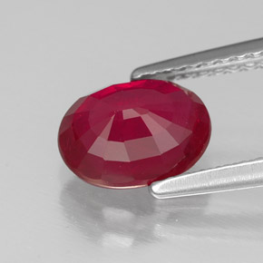 Rubí rojo natural de 1,79 ct, corte óvalo, SI