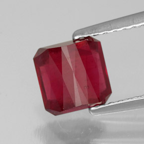 Rubí rojo natural de 2,08 ct, corte esmeralda, SI