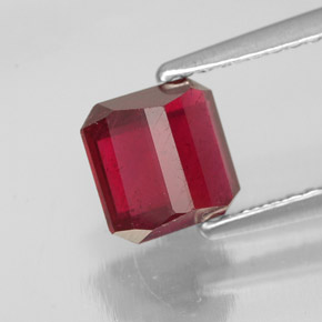 Rubí rojo natural de 1,68 ct, corte esmeralda, SI