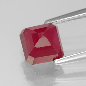Rubí rojo natural de 1,90 ct, corte esmeralda, SI