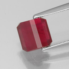 Rubí rojo natural de 2,10 ct, corte esmeralda, SI