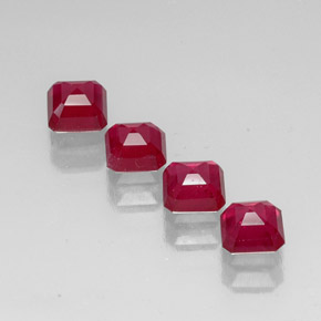 Gemas de rubí rojo natural de  ct, corte esmeralda, SI
