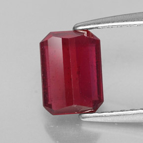 Rubí rojo natural de 1,53 ct, corte esmeralda, SI