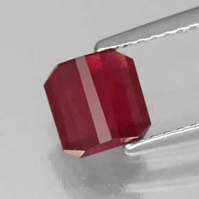 Rubí rojo natural de 1,75 ct, corte esmeralda, SI