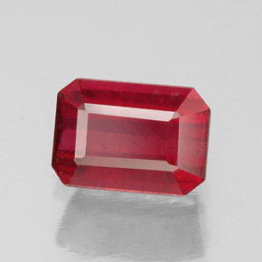 Rubí rojo natural de 1,31 ct, corte esmeralda, SI