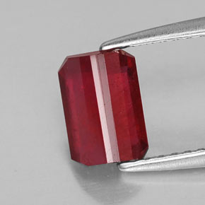 Rubí rojo natural de 1,43 ct, corte esmeralda, SI